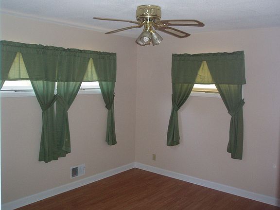 Bedroom 2, Upstairs Left