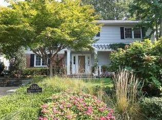 5303 Sherrill Ave, Chevy Chase, MD 20815