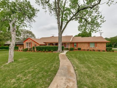 1434 W Red Bird Ln, Dallas, TX, 75232