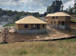 445 Spiral Hills Dr, Demorest, GA 30535