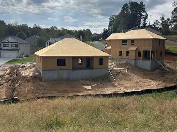 445 Spiral Hills Dr, Demorest, GA 30535