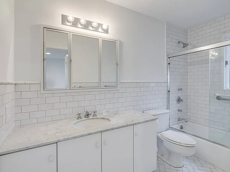 4 Peconic Rd — Photo 23