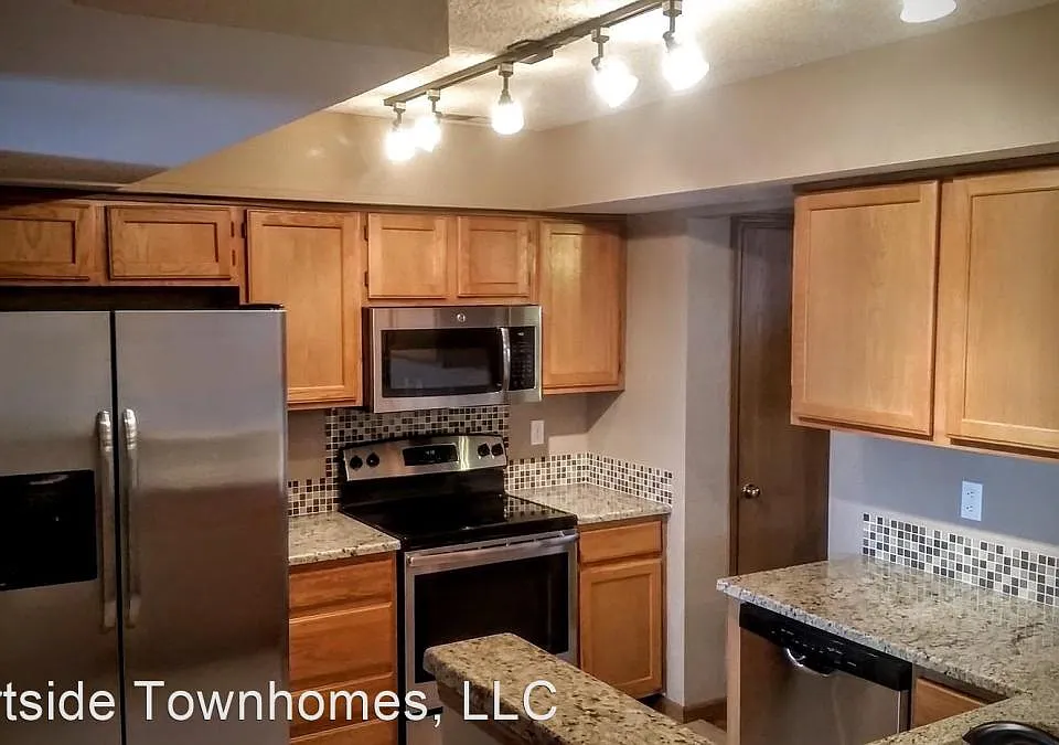 Courtside Townhomes