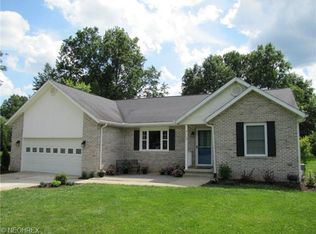 160 Meadow Ln, Peninsula, OH 44264