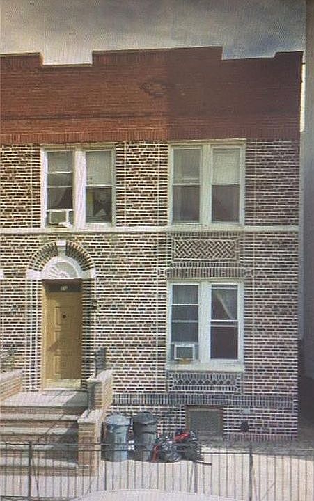 1st image of 71 Bay 22 St
