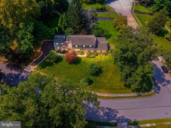 8408 Elliston Dr, Wyndmoor, PA 19038