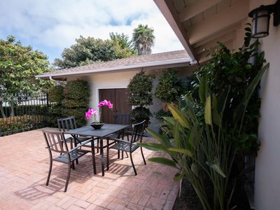 8874 La Jolla Scenic Dr N, La Jolla, CA, 92037