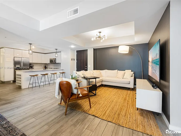 999 SW 1st Ave #2416 — Photo 9