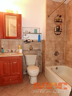 Rented by MAC Realty NY | media 16