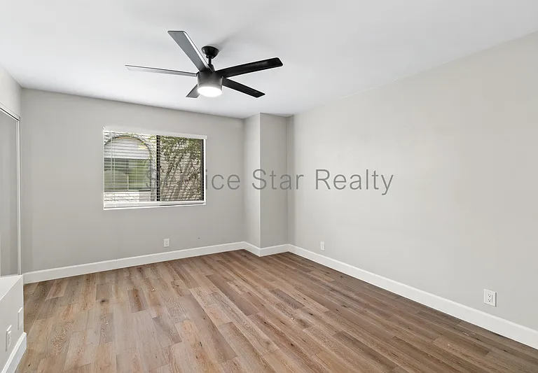 3501 N 64th St #26 — Photo 17
