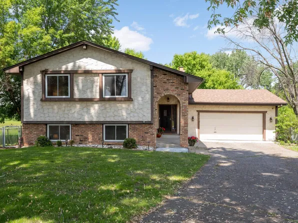 4065 Jordan Ave N, New Hope, MN 55427