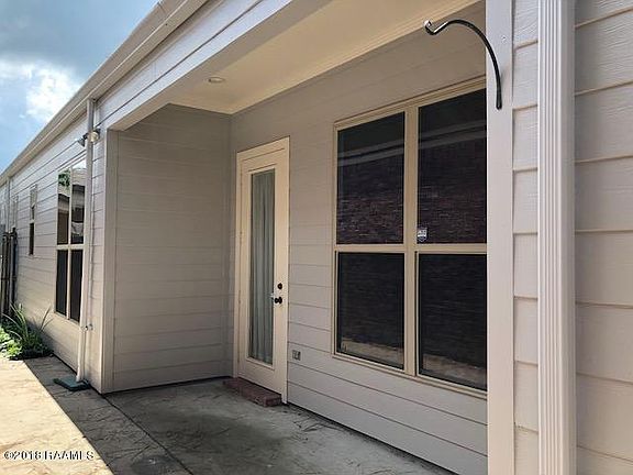 3rd image of 108 Floridian Ln
