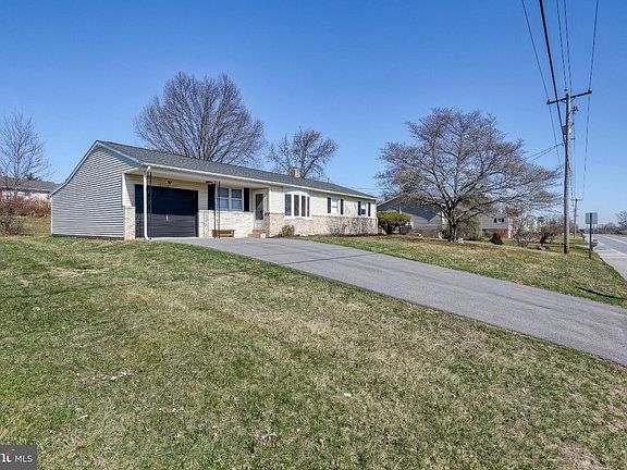 5th image of 2707 Emig Mill Rd