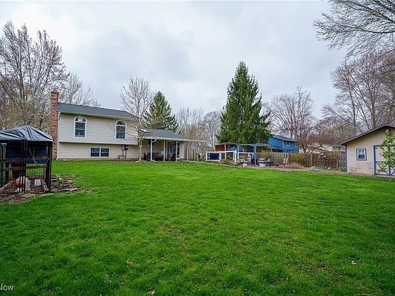 2nd image of 33818 Gail Dr