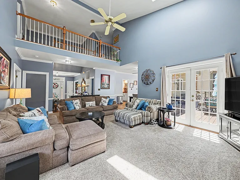 16652 Purcival Ct — Photo 5