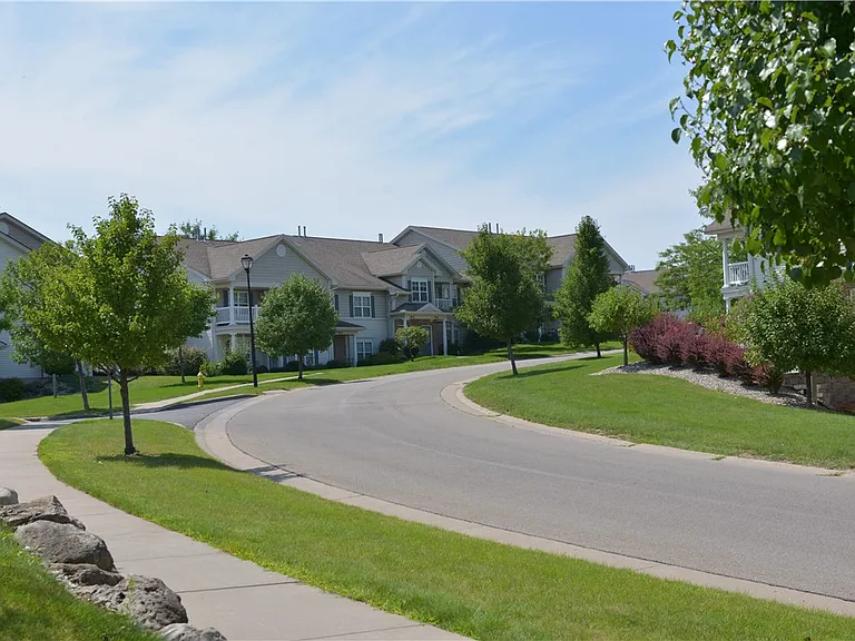 1301 Hill Park Ct — Photo 20
