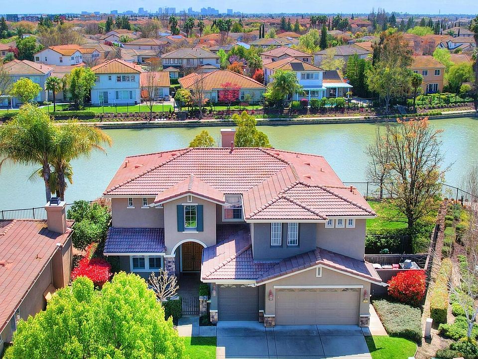 1st image of 181 Vista Creek Cir