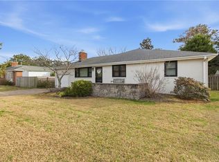 2933 Cape Henry Dr, Virginia Beach, VA 23451