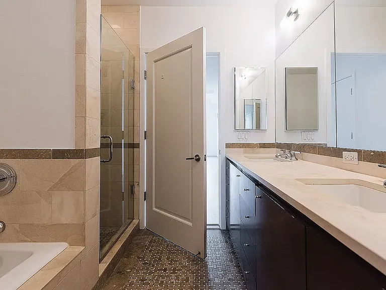 1 Hanson Pl #19L — Photo 30