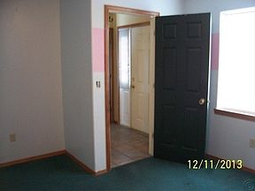 5th image of 106 7th Ave SE
