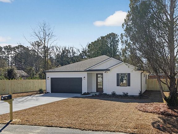 2nd image of 205 Garbon Dr