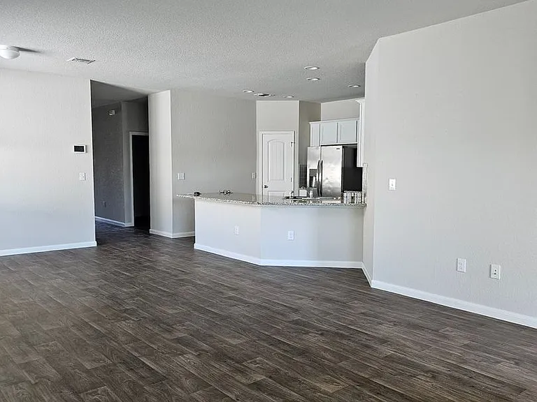 110 Marimoor Dr — Photo 9