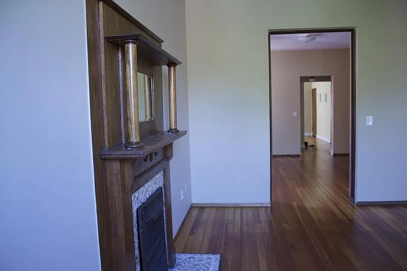 1 bed, 1.0 bath, $895 — Photo 3
