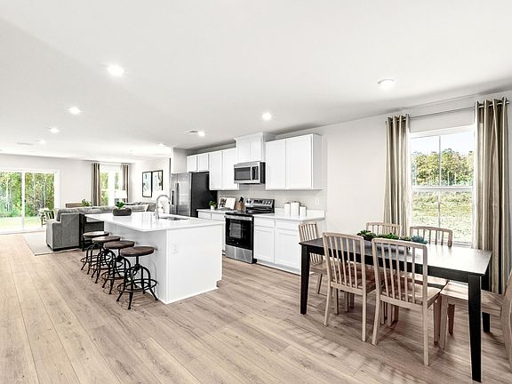 4th image of 780 Sinker Ln