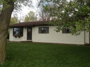 4520 W Nekimi Ave, Oshkosh, WI 54904