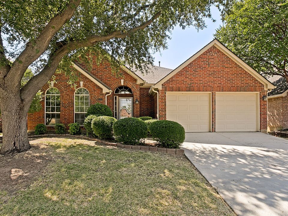 1st image of 1609 Shadow Crest Dr