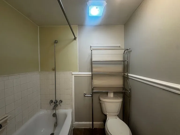 313 S Birchlane Dr — Photo 8