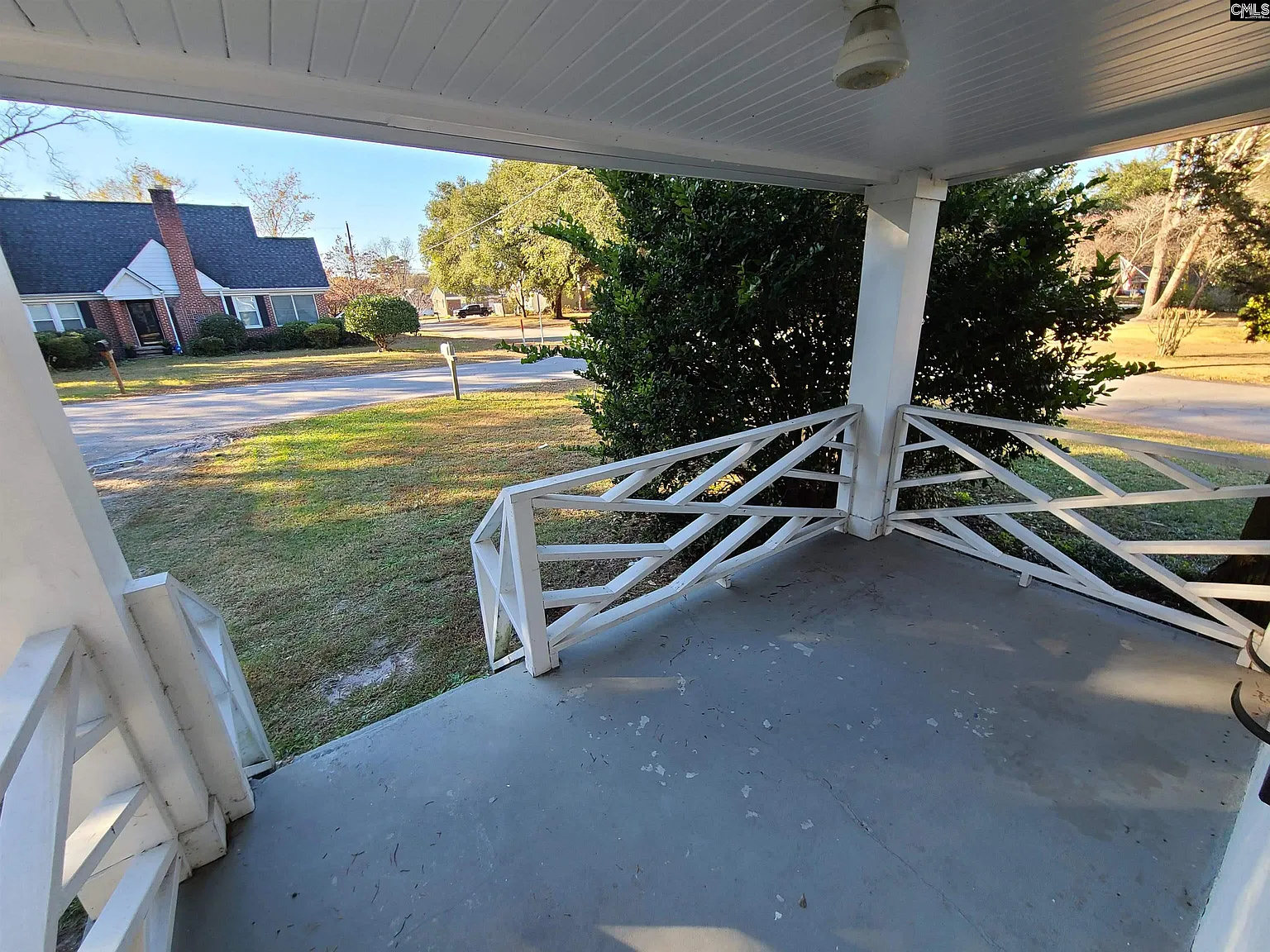 2 bed, 750 sqft, $1,000 — Photo 2