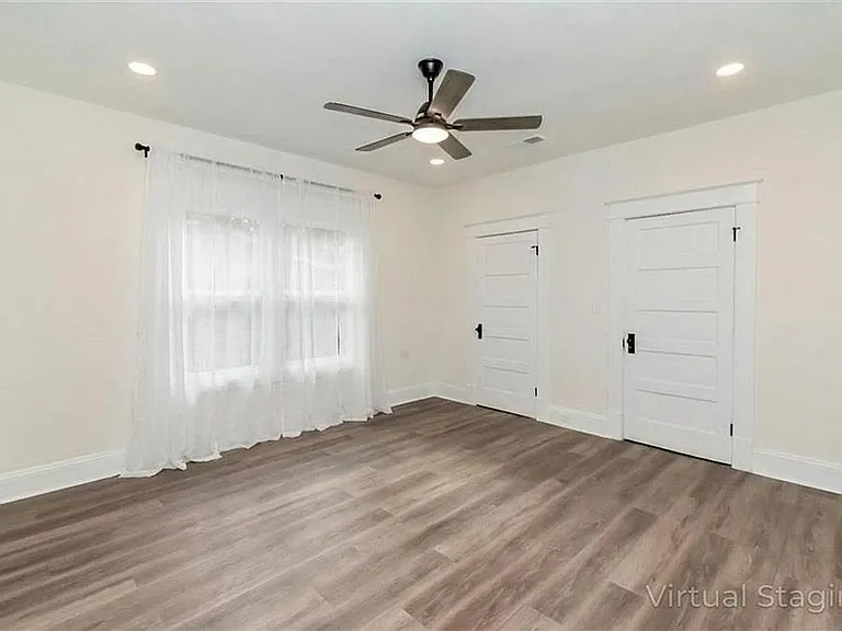 704 Marine St — Photo 13