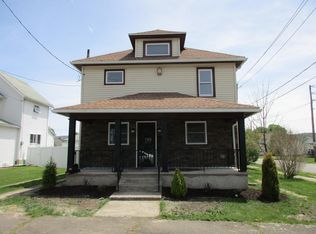 302 McKinley St, Jermyn, PA 18433