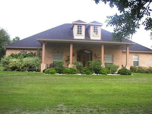 2nd image of 3610 Curtiss Rd #C