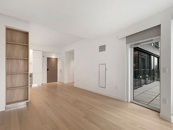3rd image of 572 11th Ave APT 12F