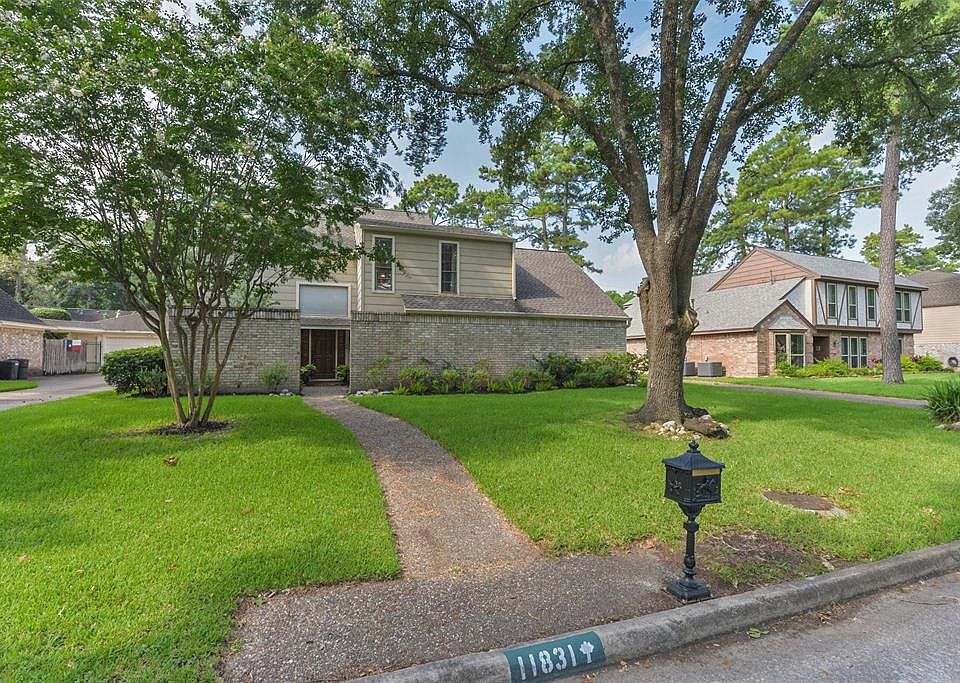 1st image of 11831 Normont Dr