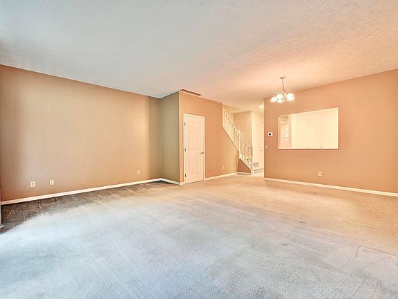 DSC_6743_4_5_6_7Interior01