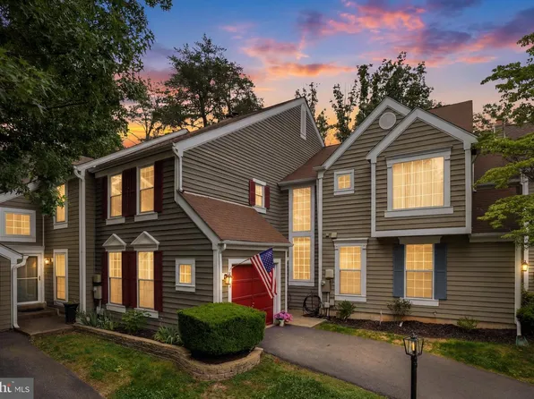 11757 Arbor Glen Way, Reston, VA 20194