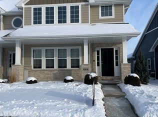 664 Olive Tree Dr, Green Bay, WI 54313