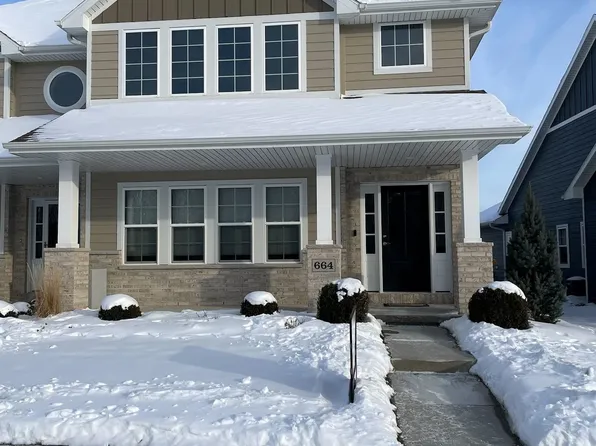 664 Olive Tree Dr, Green Bay, WI 54313