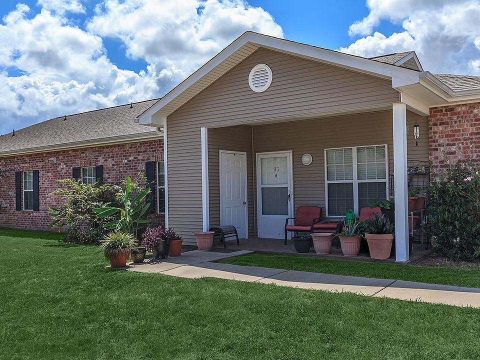 1st image of 106 Parkview Dr #23126