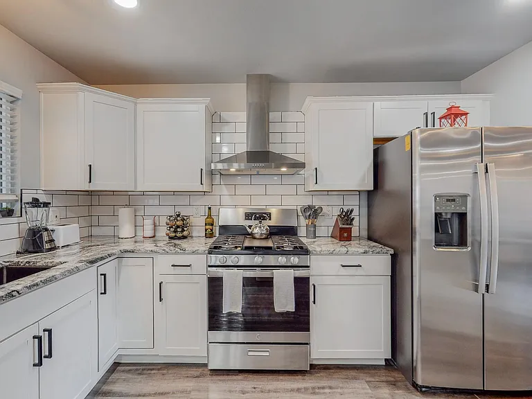 6830 Louisiana Blvd NE — Photo 14