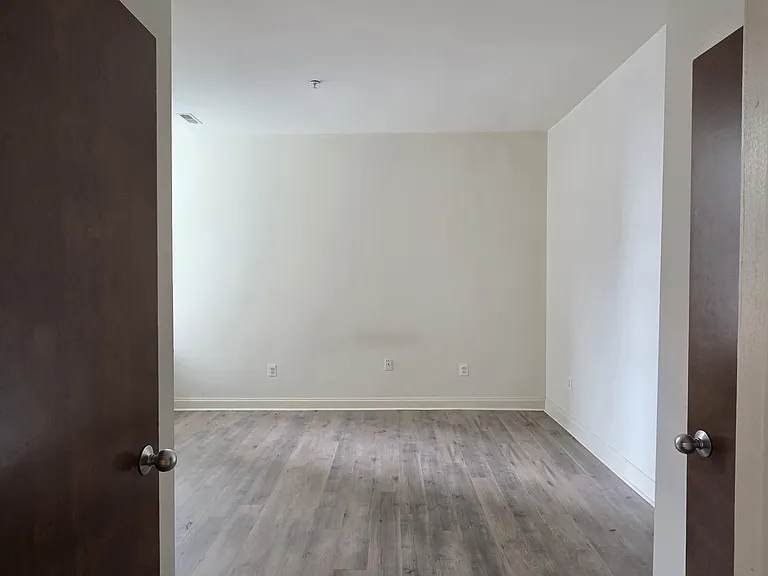 701-3 Sansom St #502 — Photo 11