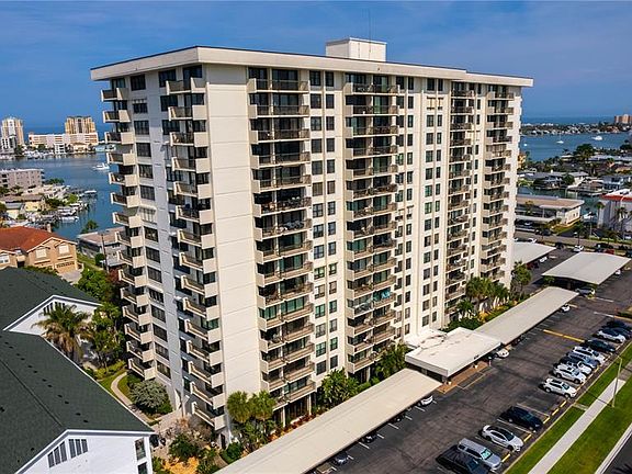 2nd image of 400 Island Way APT 212