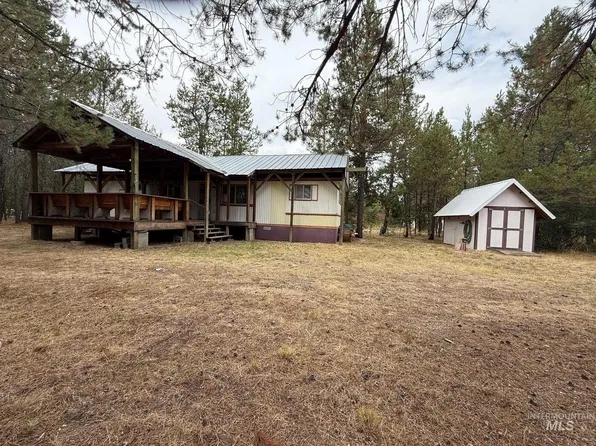 227 McLeod Ln, Donnelly, ID 83615