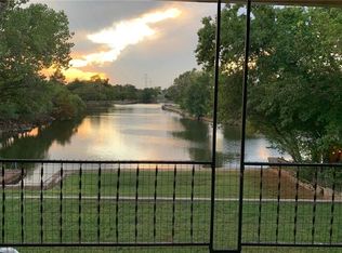 10101 Eastlake Dr, Oklahoma City, OK 73162
