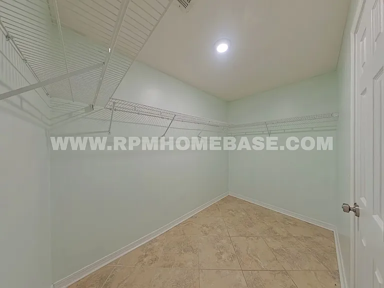7933 Skyview Blvd — Photo 10