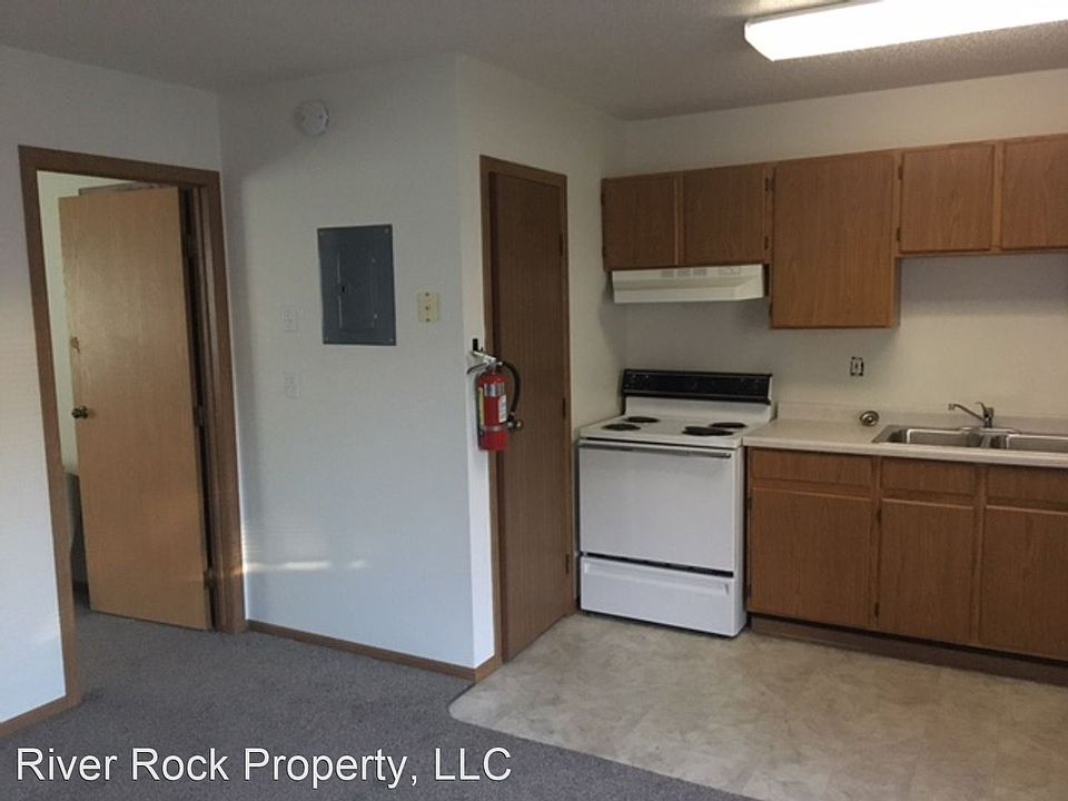 1st image of 1315 34th Street Cir S #102