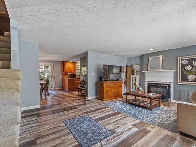 122 Fieldstone Drive, Londonderry, NH, 03053